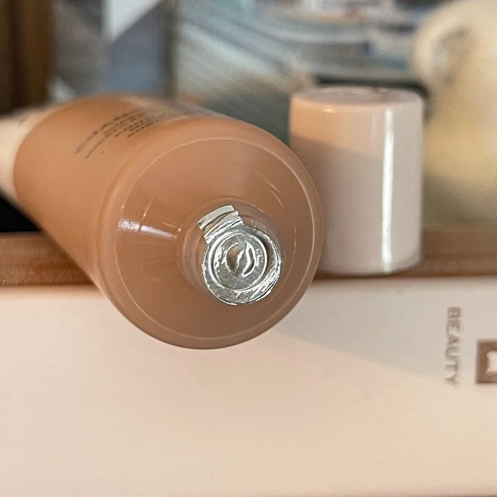 BITE BEAUTY Changemaker Foundation In T115 Med Tan with cool undertone